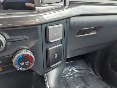 2025 Ford F-150 — photo 24 view