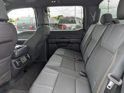 2025 Ford F-150 — photo 17 view
