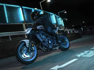 2025 Yamaha MT-09 - Photo 4