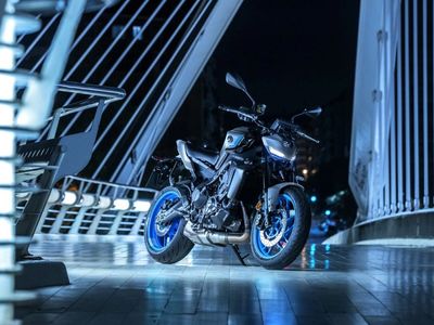 2025 Yamaha MT-09 - Photo 3