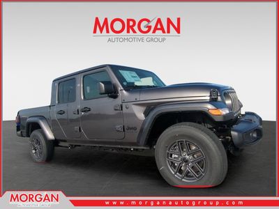 2026 Jeep Gladiator — side profile view