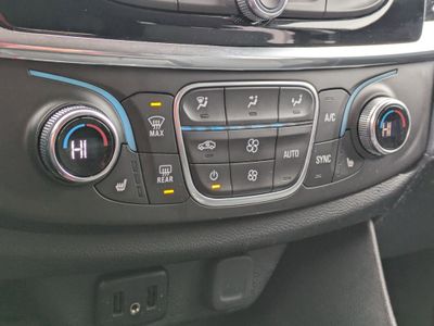 2018 Chevrolet Traverse - Photo 19