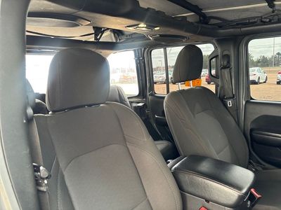 2020 Jeep Wrangler - Photo 20