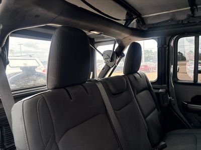 2020 Jeep Wrangler - Photo 22