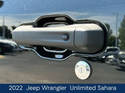 2022 Jeep Wrangler - Photo 14