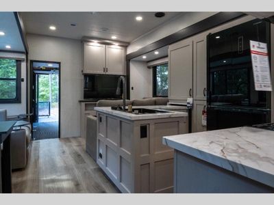 2026 Jayco Seismic - Photo 8