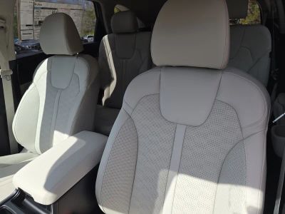 2026 Kia Sorento — photo 21 view