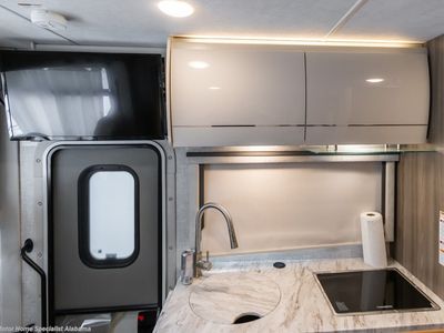 2024 Thor Motor Coach Vegas - Photo 7