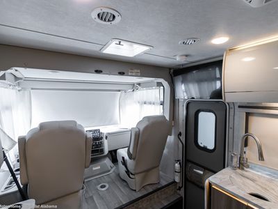 2024 Thor Motor Coach Vegas - Photo 3