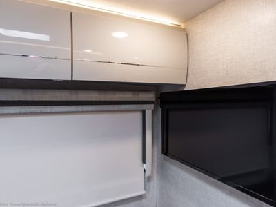 2024 Thor Motor Coach Vegas - Photo 16
