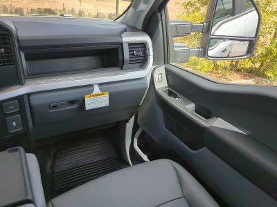 2026 Ford F-250SD — photo 17 view
