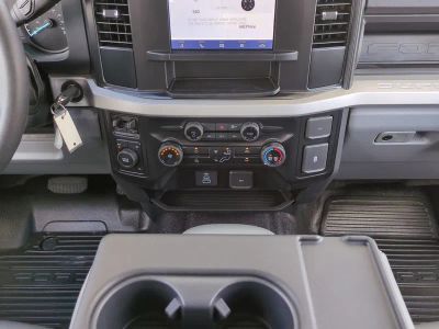 2026 Ford F-250SD — photo 19 view