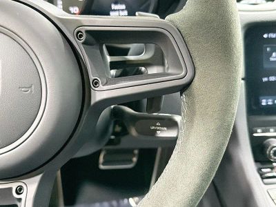 2025 Porsche 718 Cayman — photo 33 view