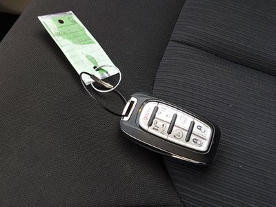2023 Chrysler Voyager - Photo 15