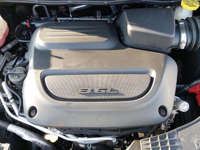 2023 Chrysler Voyager - Photo 9