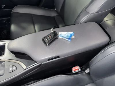 2024 Lexus UX — photo 29 view