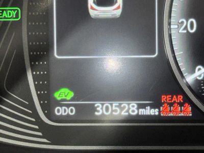 2024 Lexus UX — photo 25 view
