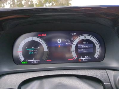 2025 Toyota Crown Signia — photo 28 view