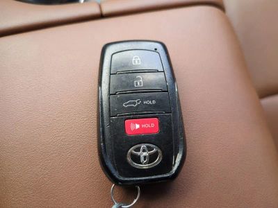 2025 Toyota Crown Signia — photo 31 view