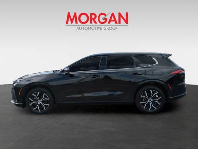 2025 Toyota Crown Signia — photo 8 view
