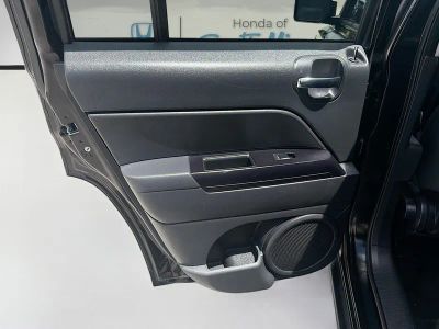 2016 Jeep Patriot — photo 25 view