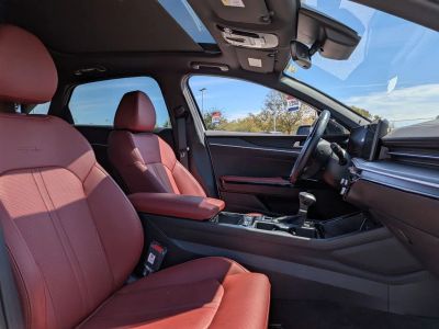 2025 Kia K5 - Photo 25