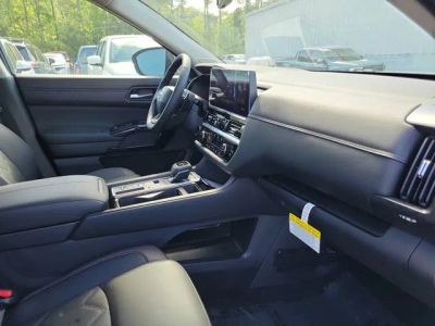 2026 Nissan Pathfinder — photo 32 view
