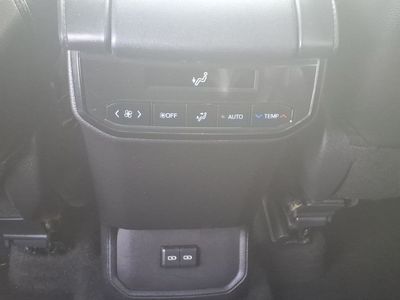 2024 Toyota Highlander - Photo 23
