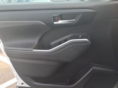 2024 Toyota Highlander - Photo 21