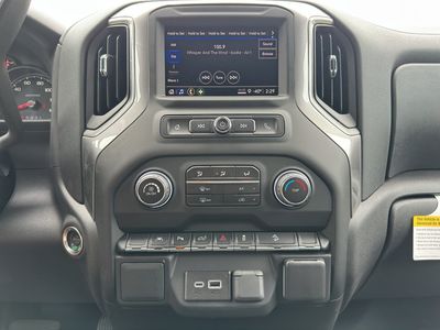 2024 Chevrolet Silverado 1500 - Photo 11