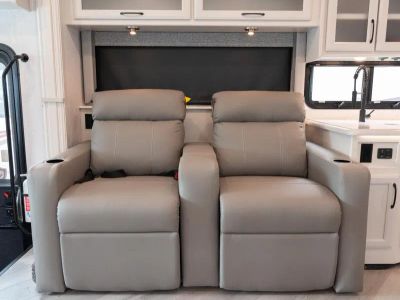 2025 Fleetwood FLEX - Photo 7