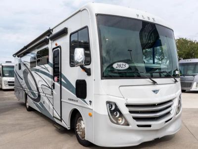 2025 Fleetwood FLEX - Photo 1