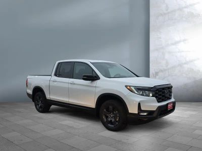 2026 Honda Ridgeline — photo 8 view