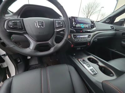 2026 Honda Ridgeline — photo 12 view
