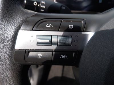 2025 Hyundai Tucson — photo 12 view