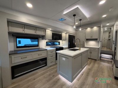2026 Brinkley Model Z - Photo 14