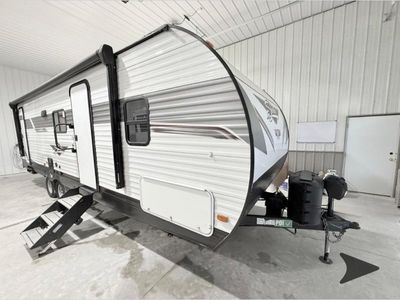 2022 Coachmen RV Shasta - Photo 2