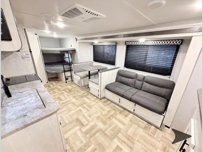 2022 Coachmen RV Shasta - Photo 5