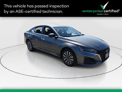2025 Nissan Altima - Photo 1
