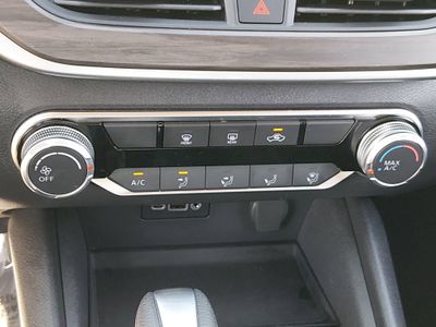 2025 Nissan Altima - Photo 18