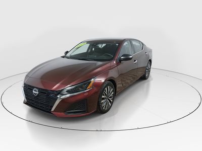 2024 Nissan Altima - Photo 3