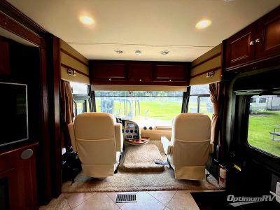 2015 Itasca Suncruiser — engine compartment view