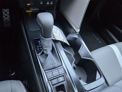 2026 Toyota Camry - Photo 14