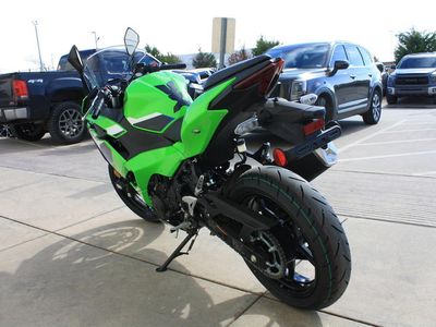 2026 Kawasaki Ninja 500 - Photo 5