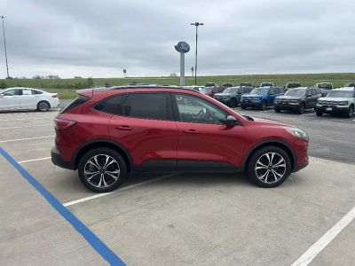 2022 Ford Escape — detail view