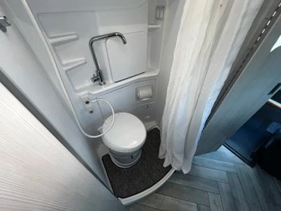 2025 Thor Motor Coach SANCTUARY - Photo 17