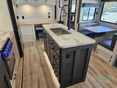 2026 Venture RV SportTrek - Photo 11