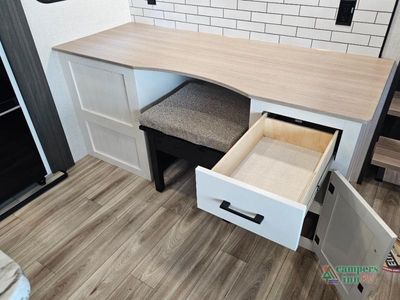 2026 Venture RV SportTrek - Photo 31