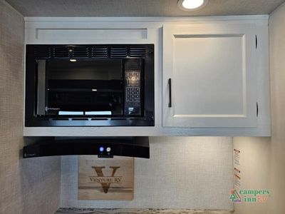 2026 Venture RV SportTrek - Photo 22