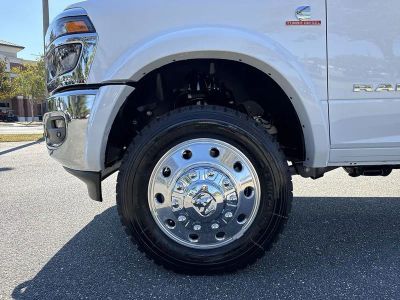 2026 Ram 5500HD — photo 10 view